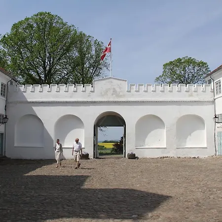 Vejrhoj Holiday House Semesterbostad Fårevejle
