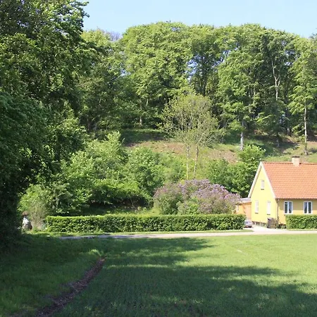 Semesterbostad Vejrhoj Holiday House Fårevejle